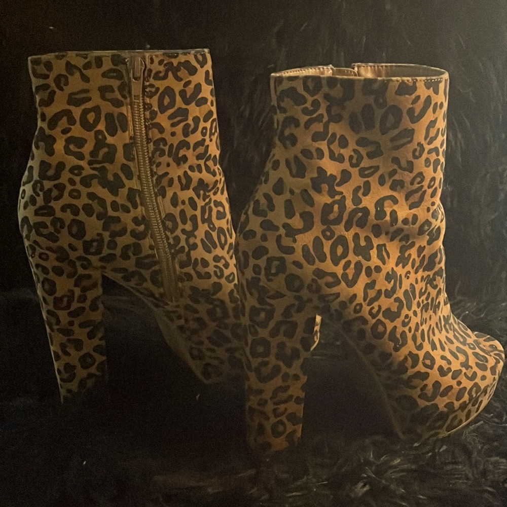 Womans Booties